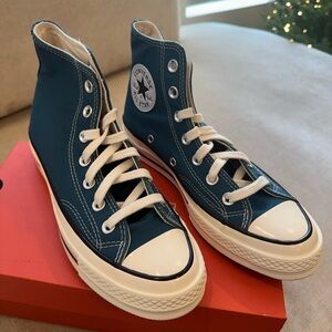 Converse Chuck Taylor All Star in Blue and White